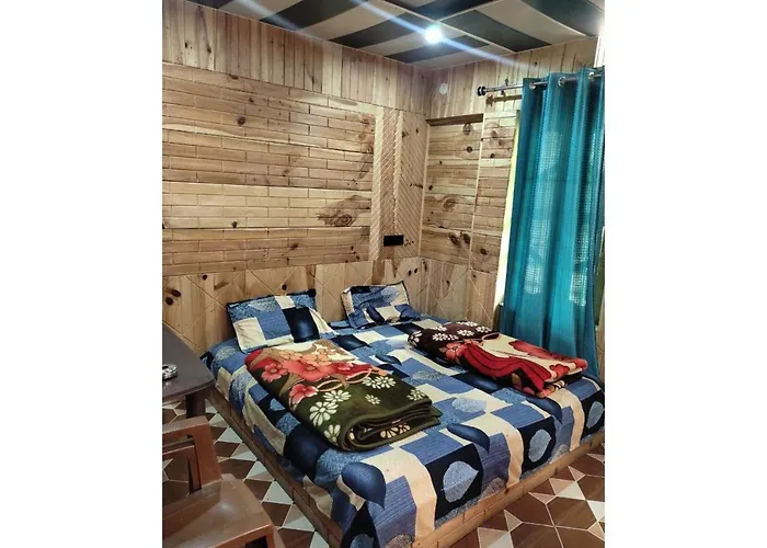 Sandeep Home Stay, Chakrata